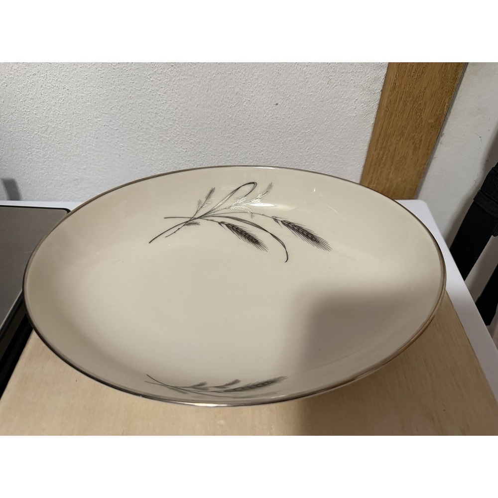 Society Fine China 10in Harvest Time Pattern Plate
